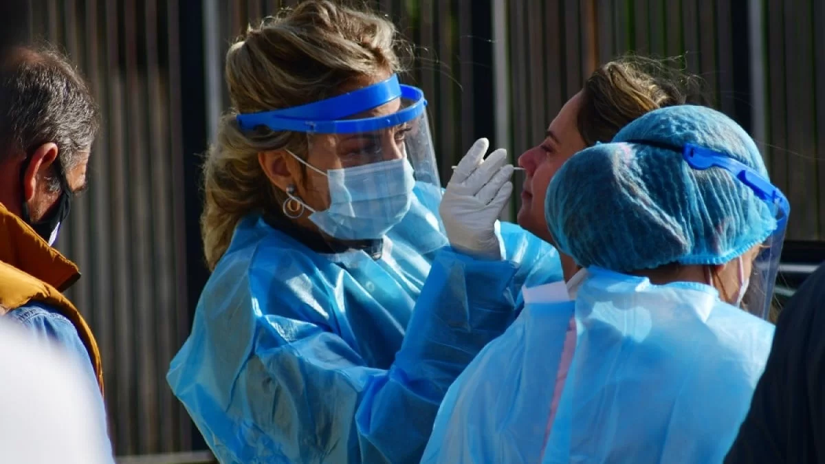 Κορωνοϊός: Τα σημερινά 25/2 κρούσματα στη χώρα μας