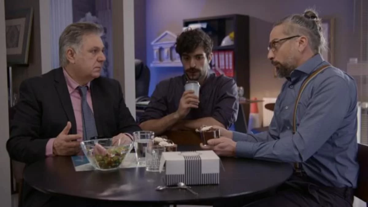 Άσε μας ρε μαμά: Μια μάχη ξεκινάει. Θα τελειώσει άραγε σήμερα;