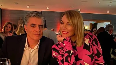 Έχει θέα θάλασσα και κήπο με τεράστια πισίνα - Το σπίτι Νίκου Ευαγγελάτου και Τατιάνας Στεφανίδου στην Χαλκίδα