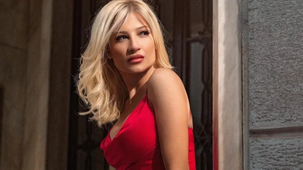 Φαίη Σκορδά: Γιόρτασε τον Άγιο Βαλεντίνο με νεαρό επιχειρηματία - Το ειδυλλιακό και prive δείπνο