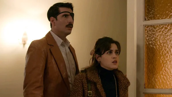 Άγριες Μέλισσες: Έρχεται η μεγάλη σύγκρουση Ακύλα - Μελέτη