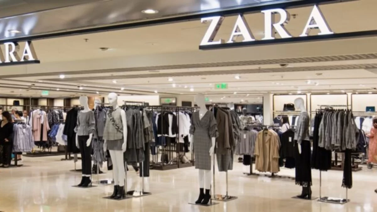 Το παντελόνι από τα Zara που θα δείχνει τα πόδια σου μισά - Κοστίζει μόλις 20 ευρώ