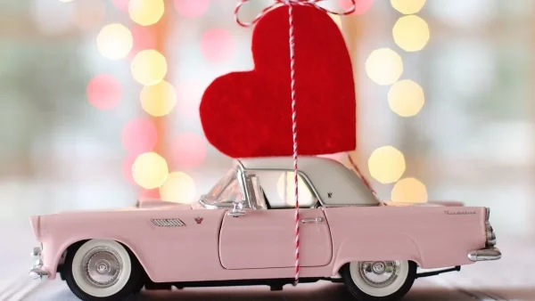 Η Άση Μπήλιου εφιστά την προσοχή: Αυτά είναι τα τυχερά ζώδια του Αγίου Βαλεντίνου