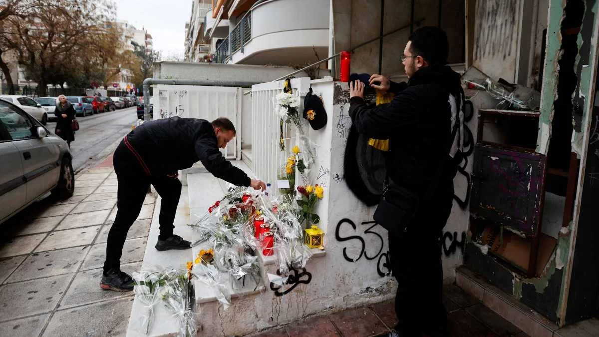 Δολοφονία 19χρονου Θεσσαλονίκη: «Λίγες ώρες πριν την δολοφονία πήρε...» - Η αποκάλυψη της γιαγιάς του