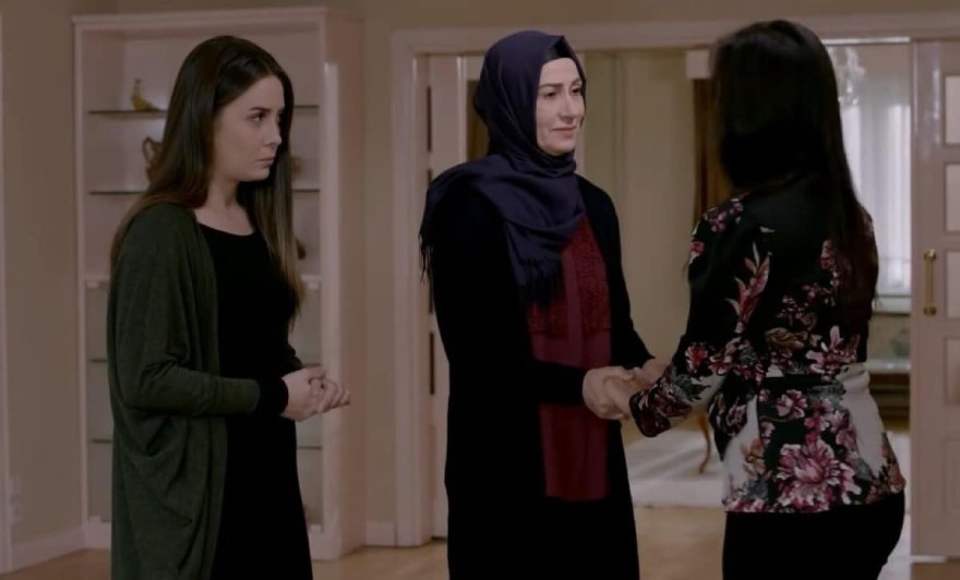 Elif 25/2, οι εξελίξεις στο σημερινό επεισόδιο της σειράς.