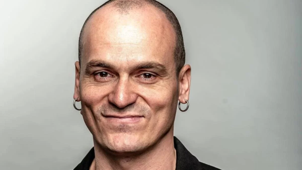 Λάμπρος Φιλίππου: Η πραγματική ηλικία και η καταγωγή του δημοφιλούς ηθοποιού