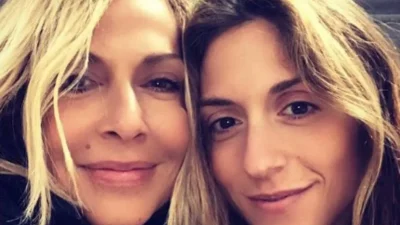 Έγινε viral το σχόλιο της Άννας Βίσση σε ανάρτηση που έκανε η Σοφία Καρβέλα στο Instagram -  «Η μάσα με το...»