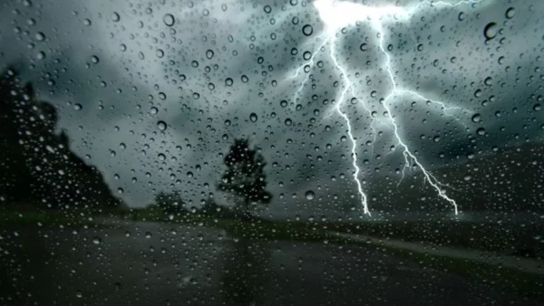 Έκτακτο δελτίο επιδείνωσης καιρού - Έρχονται βροχές, καταιγίδες και χιόνια