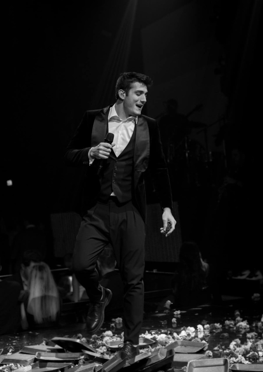 TEATRO - Επιστρέφει και πάλι