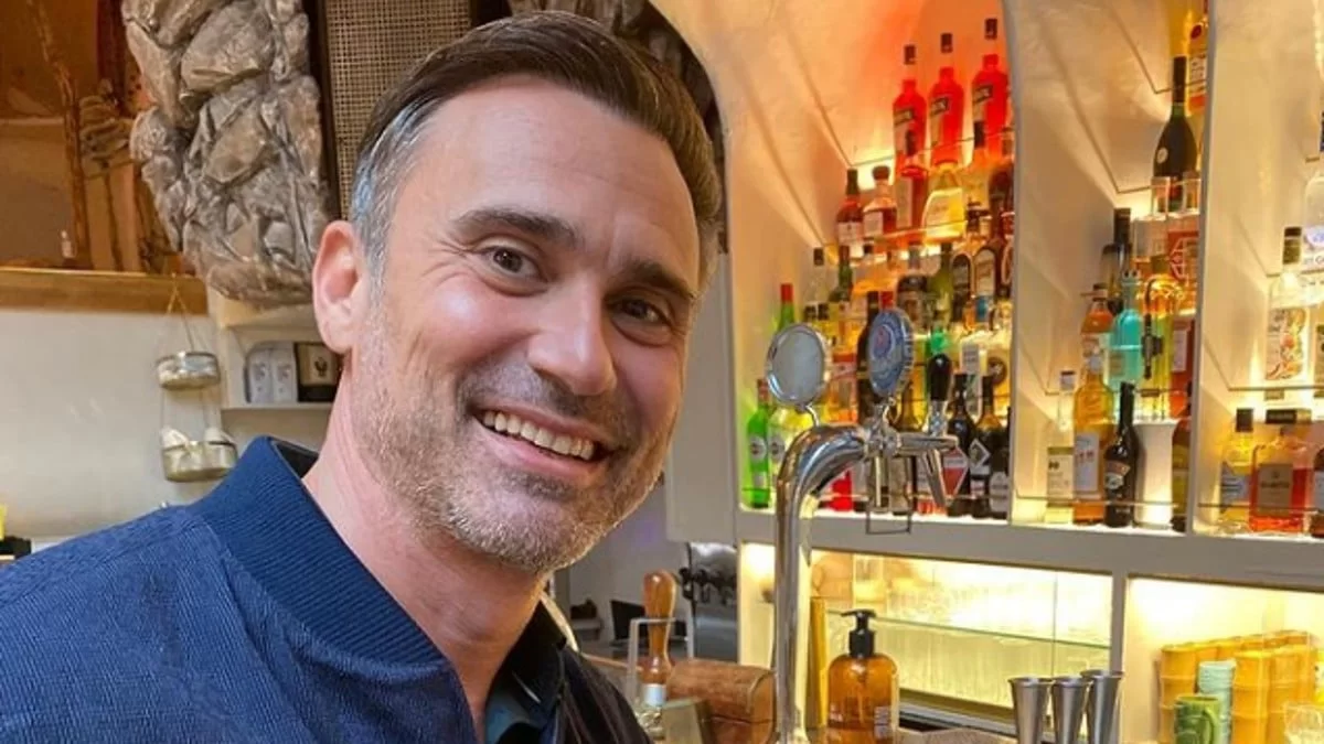 Γιώργος Καπουτζίδης: Το υπέρκομψο εξοχικό του στην Αίγινα - Με θέα όλο θάλασσα