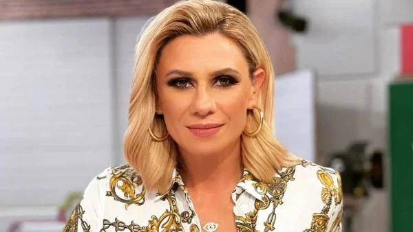 Ατύχημα για την Κατερίνα Καραβάτου - «Είναι μια κάκωση...»