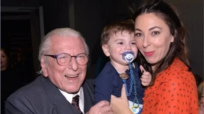 Αγανακτισμένη η Αλίκη Κατσαβού: "Δεν υπήρχαν διαθήκες του Κώστα Βουτσά, δεν έχω να..."