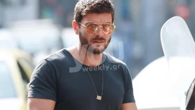 Έχει θέα όλη την Αθήνα και διαθέτει μέχρι και γυμναστήριο - Το εντυπωσιακό σπίτι του Μάνου Γαβρά