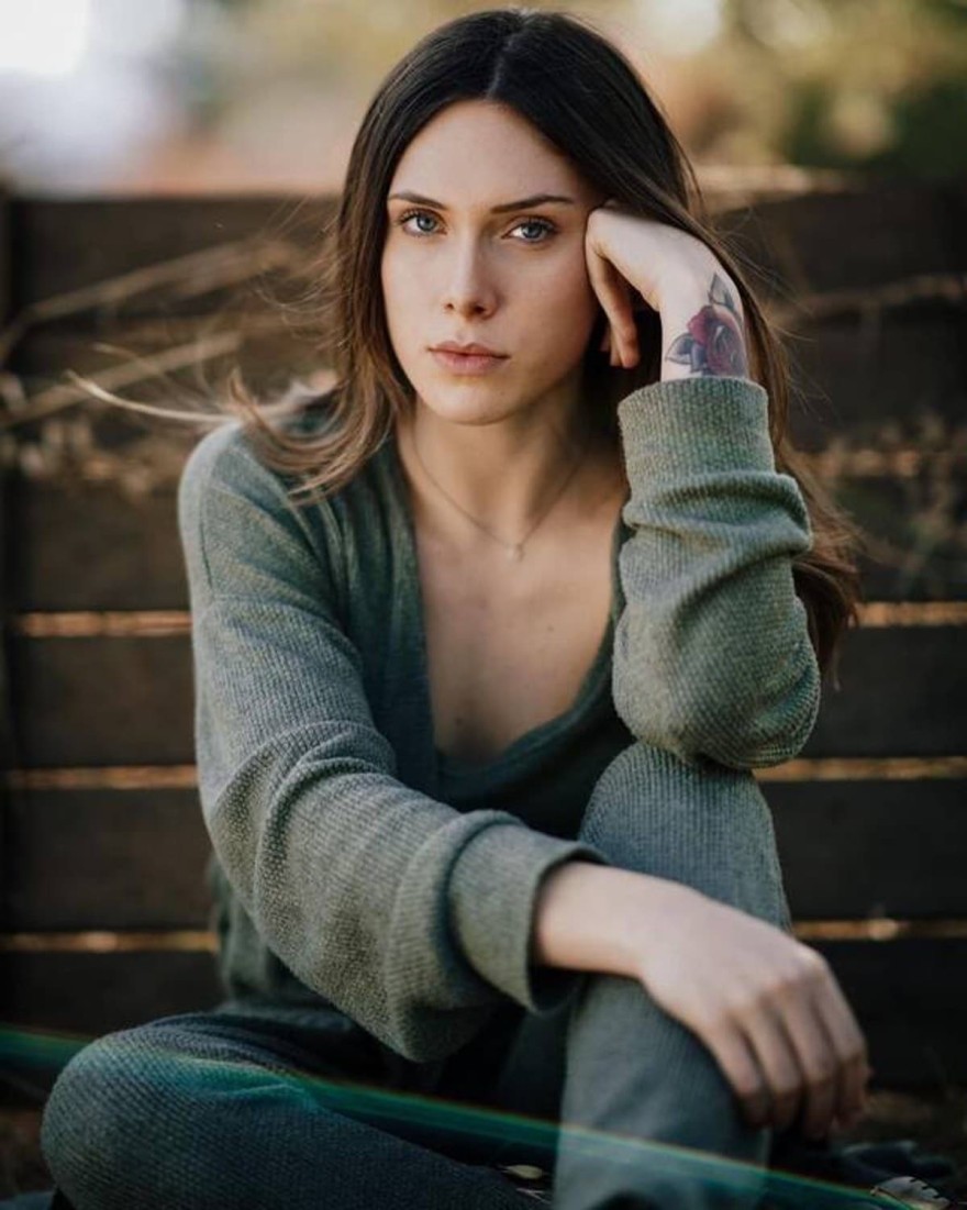 Η Μυρτάλη ζευγάρι με τον ετεροθαλή αδερφό του Αλέξη στην Γη της Ελιάς