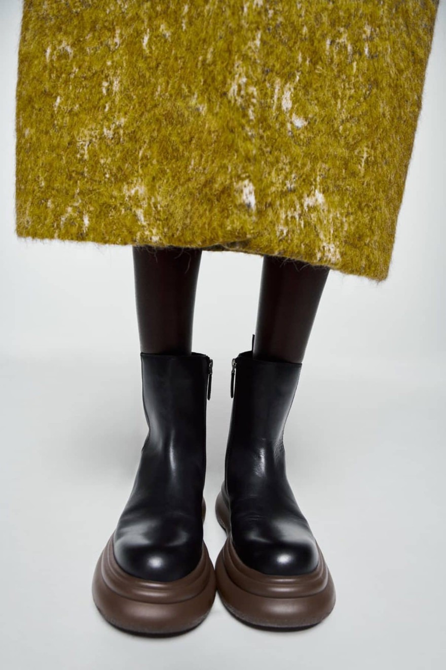 Οι viral μπότες των Zara 