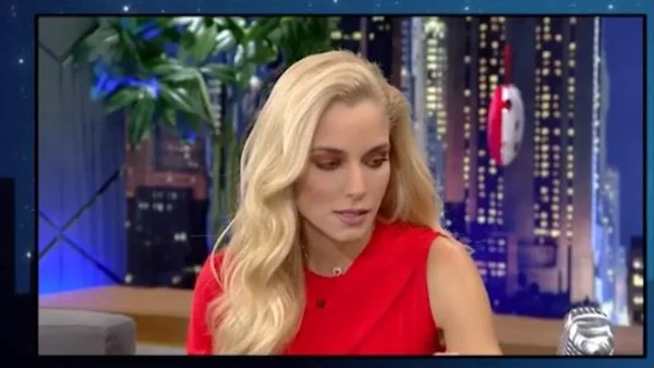 The 2night show: Βαθιά συγκινημένη η Δούκισσα Νομικού - "Mου λείπει πολύ o..."