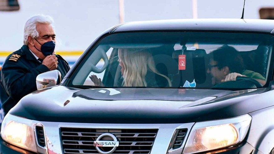 Μενεγάκη Ματέο περιοδικό YOU λιμάνι Ραφήνας