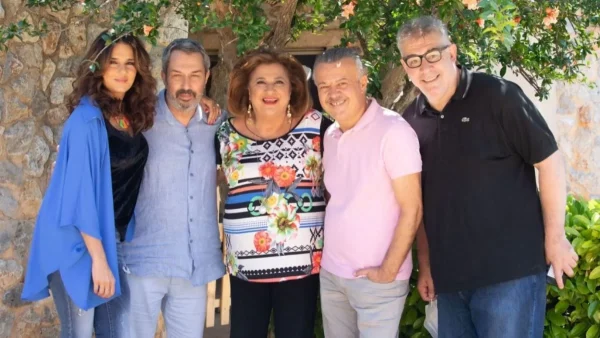 Συμπέθεροι από τα Τίρανα: Ένας νέος έρωτας ανθίζει