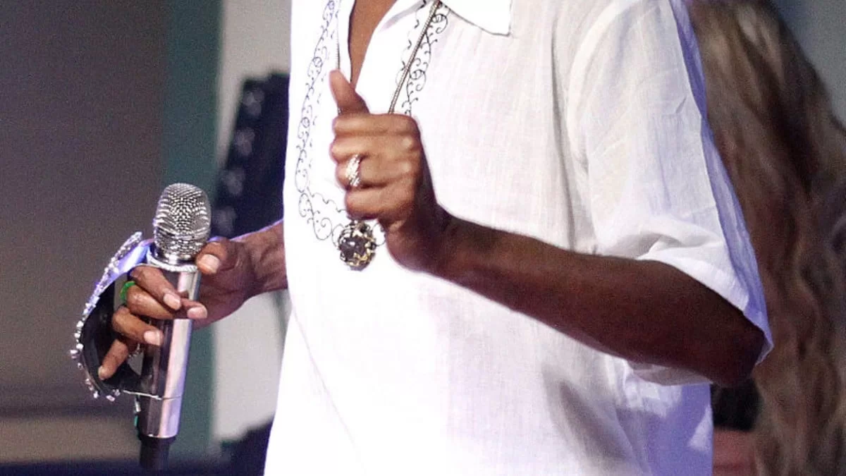 Καταγγελία - Σοκ: Πασίγνωστος ράπερ κατηγορείται για σεξουαλική επίθεση