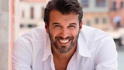 Αντώνης Βλοντάκης: '' Εισβάλλει'' σε δημοφιλή σειρά της ΕΡΤ - Φωτογραφίες από τα γυρίσματα