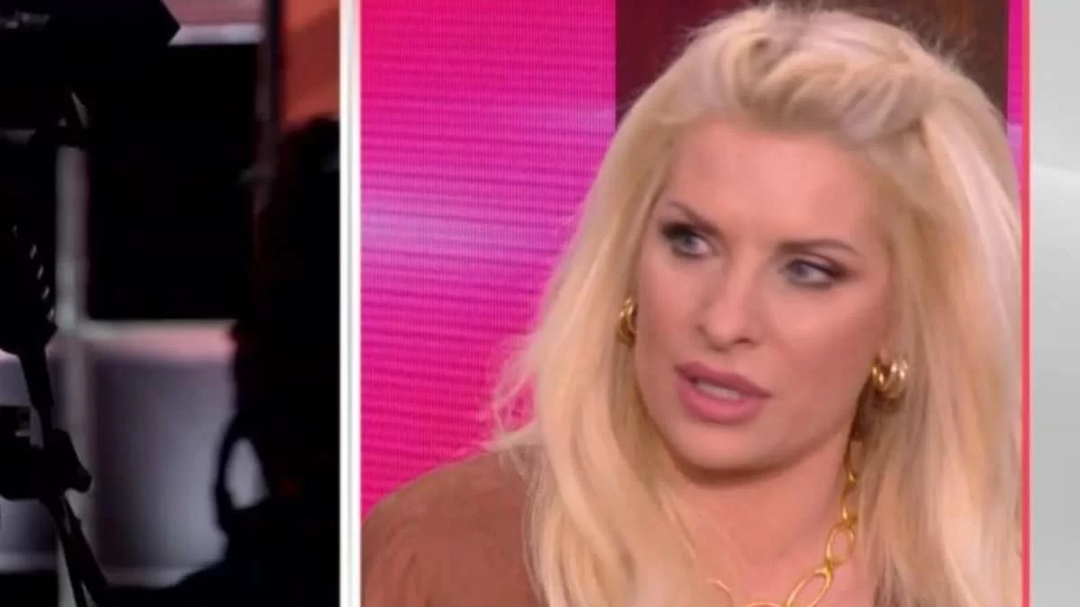 Ελένη Μενεγάκη: Έκλεισε τις καλοκαιρινές της διακοπές με τον Ματέο - Σε αυτό το νησί θα ταξιδέψουν