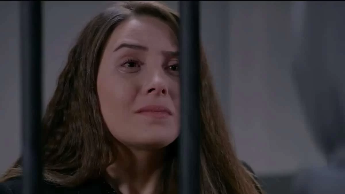 Elif: Στη φυλακή για απόπειρα ανθρωποκτονίας η Μελέκ - Η μικρή Ελίφ καταρρέει