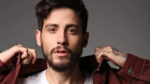 Μελαχρινός με μούσια και αρκετά γοητευτικός - Αυτός είναι ο αδερφός του Αναστάσιου Ράμμου