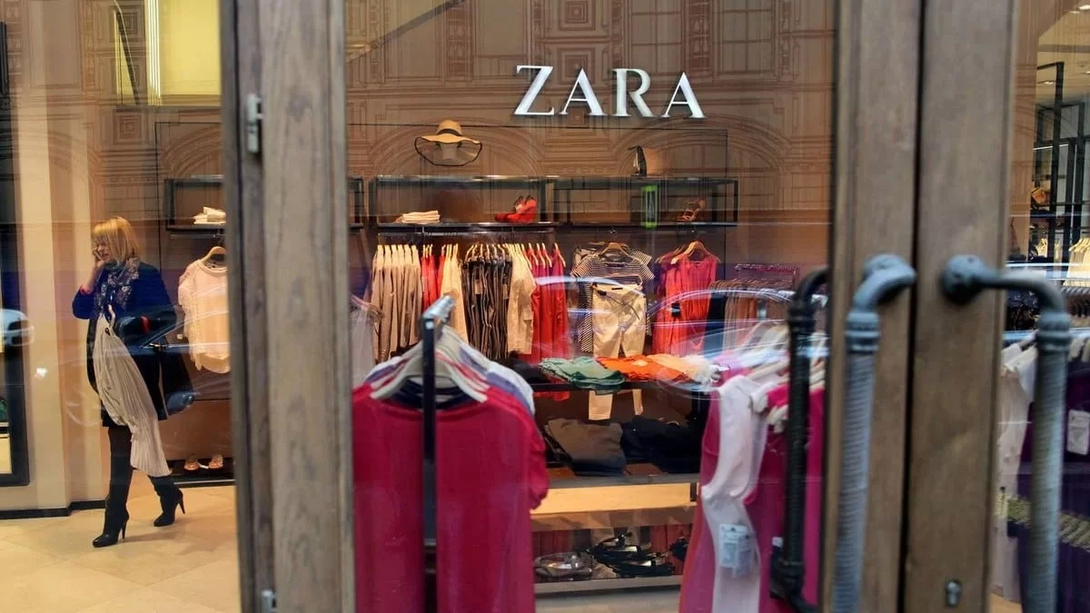 Ξεπουλάνε στο λεπτό οι συγκεκριμένες εσπαντρίγιες από τα Zara - Είναι must για την άνοιξη