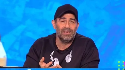 "Κόλαφος" ο Κανάκης κατά του Survivor - «Δεν είναι προσβλητικό να εκπέμπονται προγράμματα ενώ επικρατεί πόλεμος;»