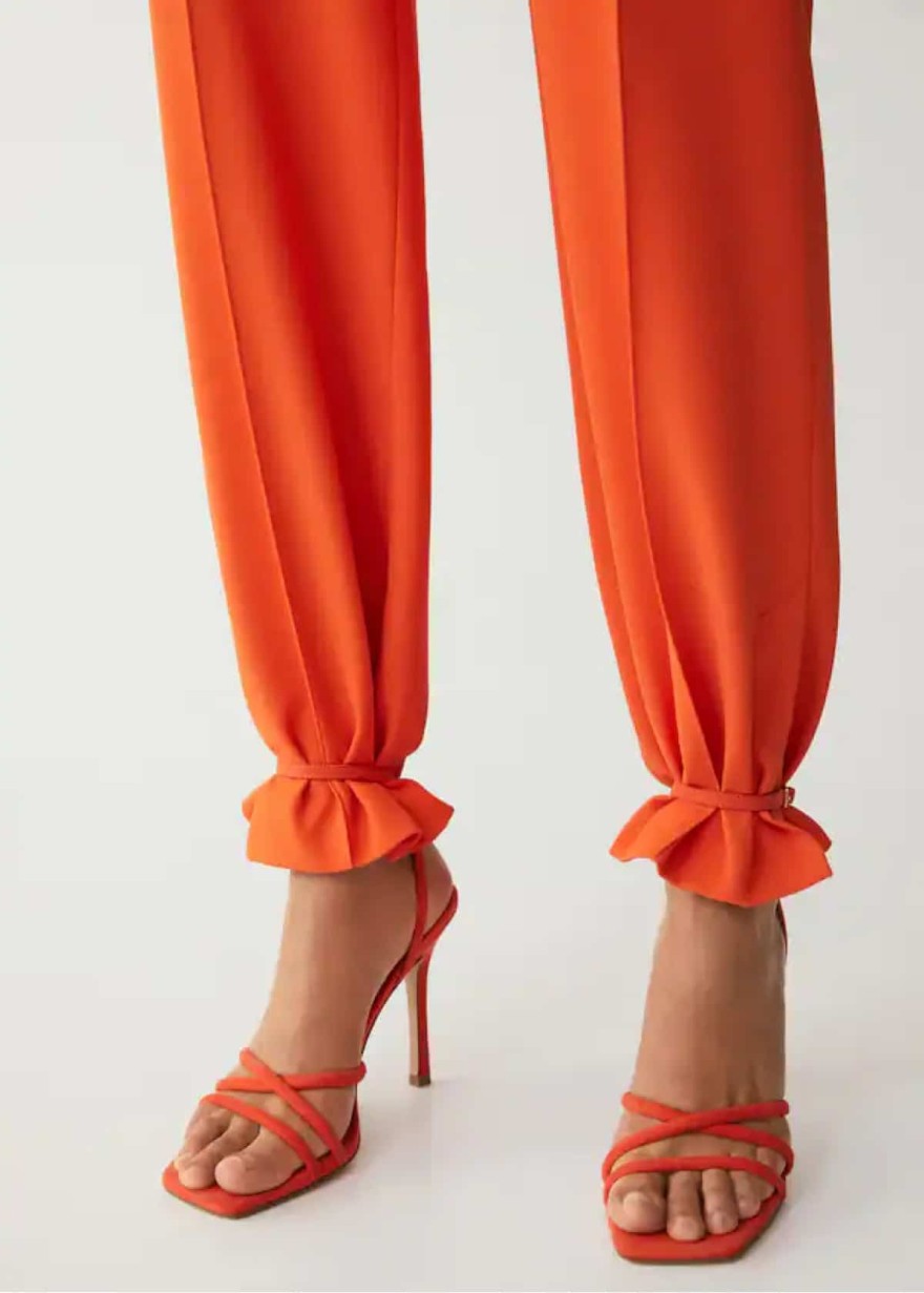 Πορτοκαλί πέδιλα από τα mango