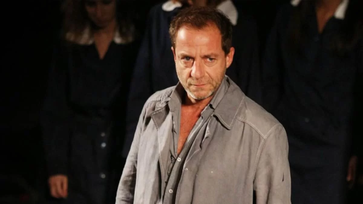 Δημήτρης Λιγνάδης: «Στα μηνύματα μού έλεγε....» - Τι αναφέρει ο 26χρονος που τον καταγγέλλει για βιασμό