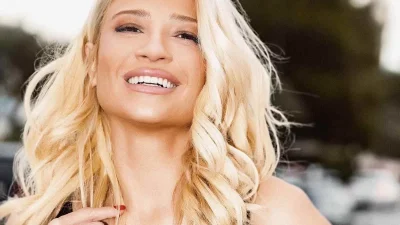 "Έκλεψε" τις εντυπώσεις η Φαίη Σκορδά με το σύνολο από τα BSB