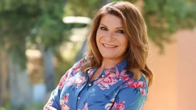 Θα πάθετε πλάκα - Καστανή κούκλα η κόρη της Αργυρώς Μπαρμπαρίγου