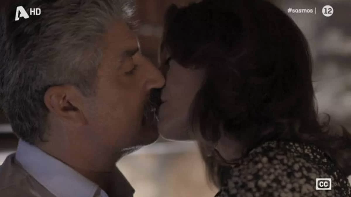 Σασμός: «Αυτός είναι ο έρωτας!» - Το twitter αποθέωσε το τελευταίο φιλί του Αντώνη και της Μαρίνας