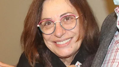 Χάρις Αλεξίου: Ζευγάρι με πασίγνωστη τραγουδίστρια ο γιος της, Μάνος - Στη φόρα κοινή φωτογραφία