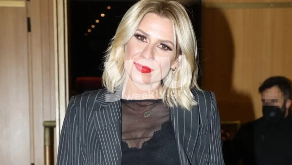 Αποκαλύφθηκε για πρώτη φορά - Η άγνωστη σχέση της Κατερίνας Καραβάτου με γνωστό ηθοποιό