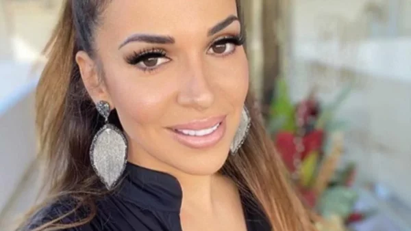 Το "αιχμηρό" σχόλιο της Ελένης Χατζίδου για τη  τραγωδία στην Πάτρα: «Αν δε δίστασε να σκοτώσει τα ίδια της τα παιδιά γιατί να...»