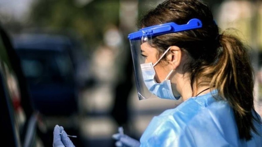 Κορωνοϊός κρούσματα