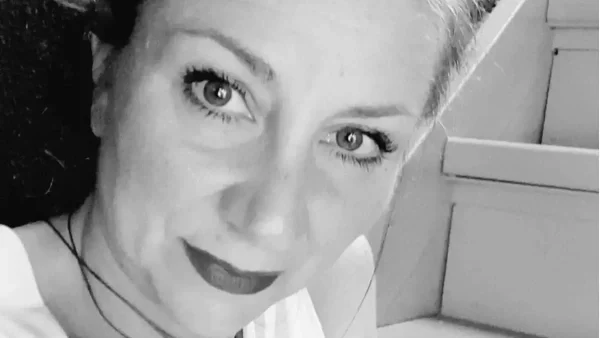 «Όταν ακούω τη φωνή του πατέρα μου...» - Συγκίνησε με την εξομολόγησή της η Χίλντα Ηλιοπούλου