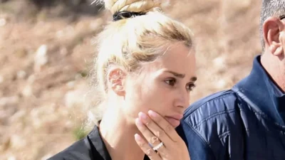 Ξαναβρήκε τον εαυτό της η Βικτώρια Καρύδα - Η βόλτα στα μαγαζιά με την φίλη της