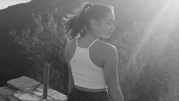 Γλυκά Νερά: Υποτροφίες στην μνήμη της Καρολάιν για τα παιδιά που περνούν στα ΑΕΙ