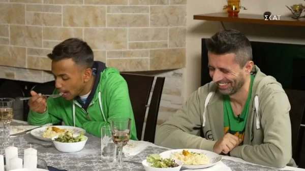 Κάτι Ξαναψήνεται: Η αλλεργία του παίκτη στις γαρίδες που ''ξεσήκωσε'' το Twitter