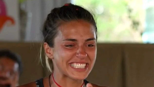 Survivor 5 - Κάτια Ταραμπάνκο: "Λύγισε" μόλις αντίκρυσε τον σύντροφό της Θοδωρή - Δείτε τον για πρώτη φορά