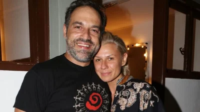 Έφτασαν έναν βήμα πριν τον γάμο - Η σχέση του Κρατερού Κατσούλη με γνωστή ηθοποιό πριν την Κατερίνα Καραβάτου