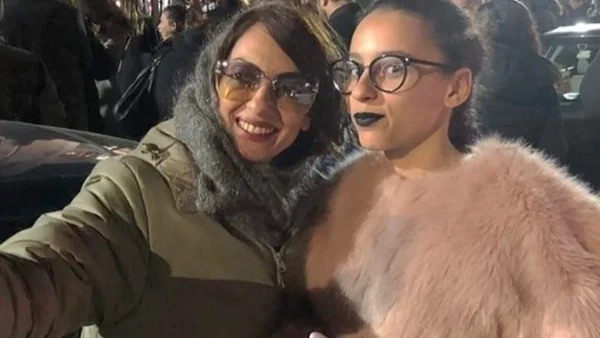 Extreme αλλαγή στο λουκ της έκανε η κόρη της Μαγγίρα - Κούρεψε γουλί τα μαλλιά της