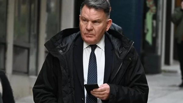 "Δυστυχώς μόλις τελείωσε η συνομιλία μας..." - Απειλεί ότι θα κινηθεί νομικά κατά της Χρηστίδου ο Κούγιας