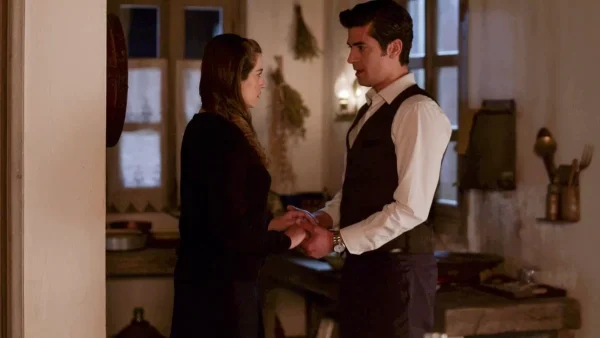 Άγριες Μέλισσες: Σε πελάγη ευτυχίας πλέει ο Λάμπρος μετά από την ανακοίνωση της Ελένης