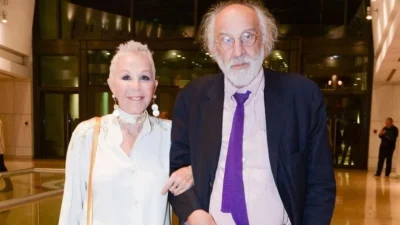 Πένθος στην οικογένεια της Ζωής Λάσκαρη - Ο νέος θάνατος που τους «τσάκισε»