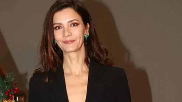 Κατερίνα Λέχου: Με super denim συνολάκι - Τα πιο ωραία πόδια της ελληνικής showbiz