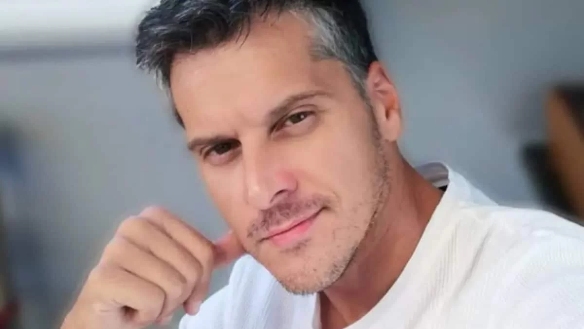 Ο Γιώργος Μανταδάκης ξεσπά κατά του Δημήτρη Λιγνάδη: «Το να κάνει κάτι τέτοιο σε παιδιά ξεπερνάει κάθε όριο»